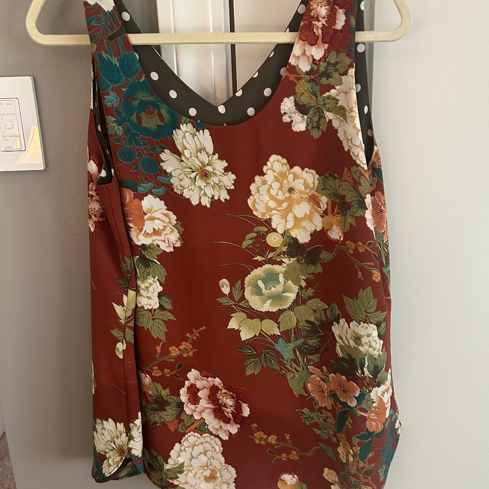 TWO LOOKS ONE PRICE